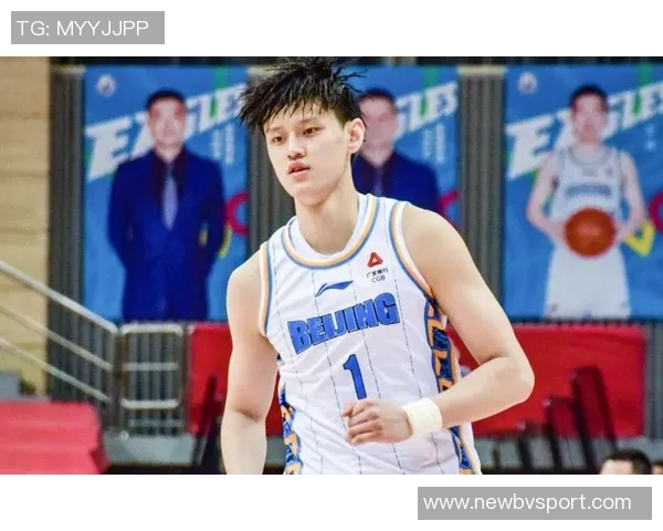 曾凡博强调团队协作的重要性每位球员都需与核心球员紧密配合