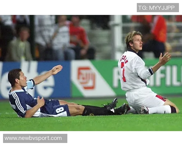 西蒙尼与阿尔梅达六年国家队宿舍生活揭示深厚友谊