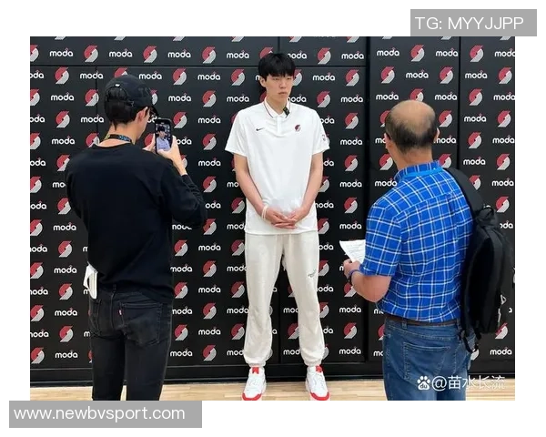 拓媒期待杨瀚森加强篮下进攻斯普利特支持他尝试三分球